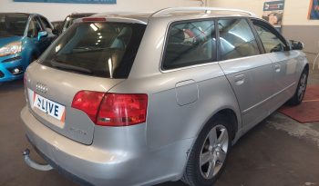 Audi A4 2.0 TDI Attraction full