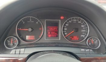 Audi A4 2.0 TDI Attraction full