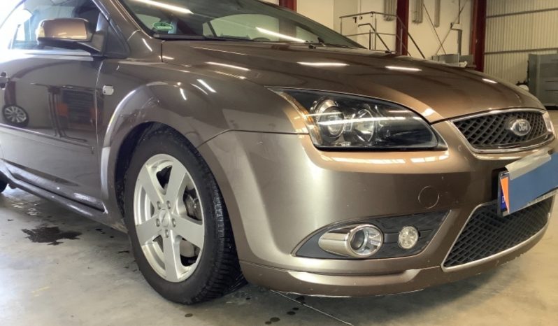 Ford Focus 2.0 TDCi Titanium full