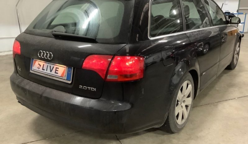 Audi A4 2.0 TDI full