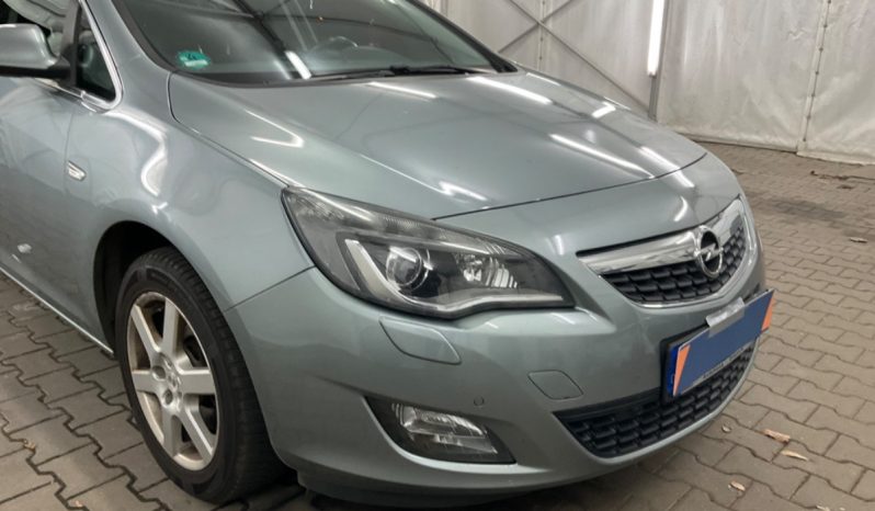 Opel Astra 1.7 CDTI Sport full