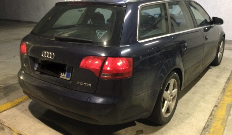 Audi A4 2.0 TDI full