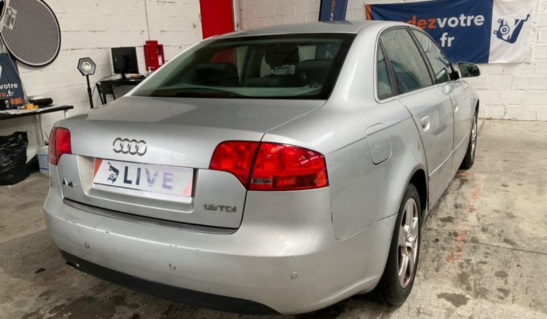 Audi A4 1.9 TDI Attraction full