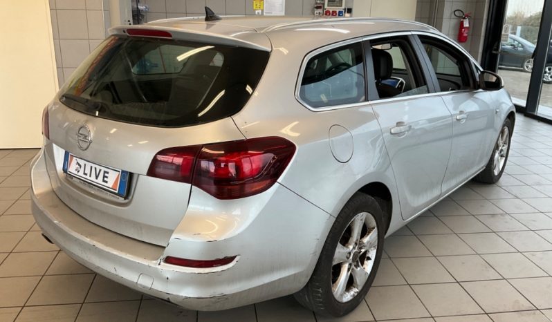 Opel Astra 2.0 CDTI Sport full