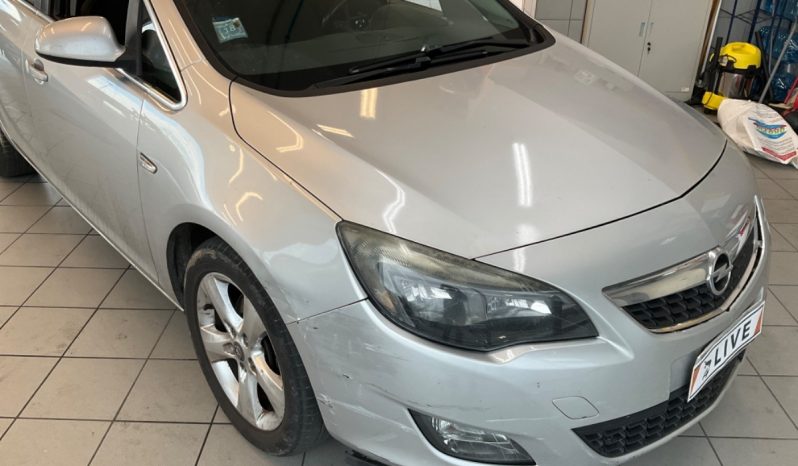 Opel Astra 2.0 CDTI Sport full
