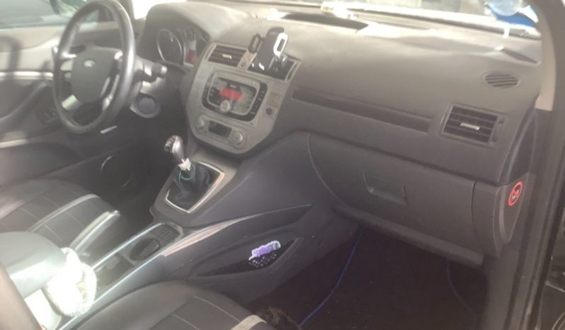 Ford Kuga 2.0 TDCi Titanium full