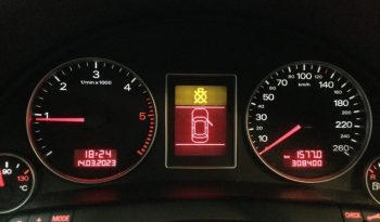 Audi A4 2.0 TDI full