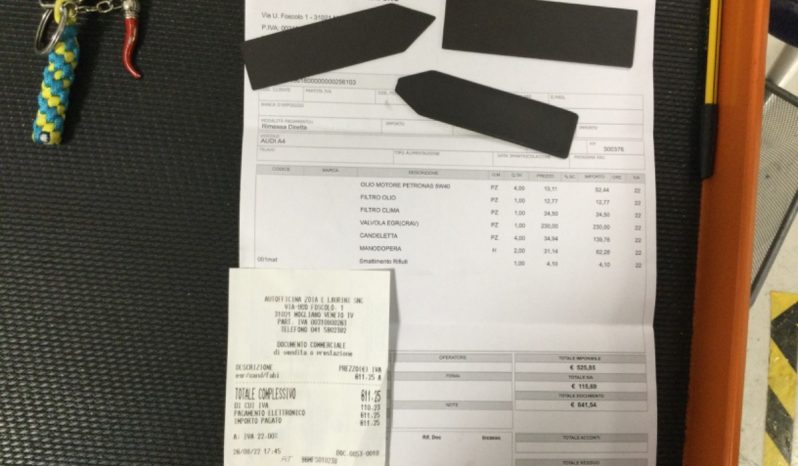Audi A4 2.0 TDI full