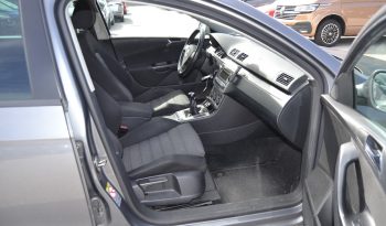Volkswagen Passat 2.0 TDI Sportline full