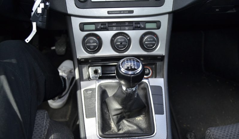 Volkswagen Passat 2.0 TDI Sportline full