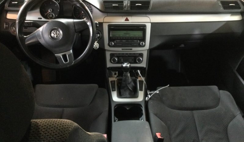 Volkswagen Passat 2.0 TDI Comfortline full