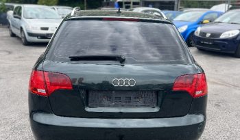 Audi A4 2.5 V6 TDI full