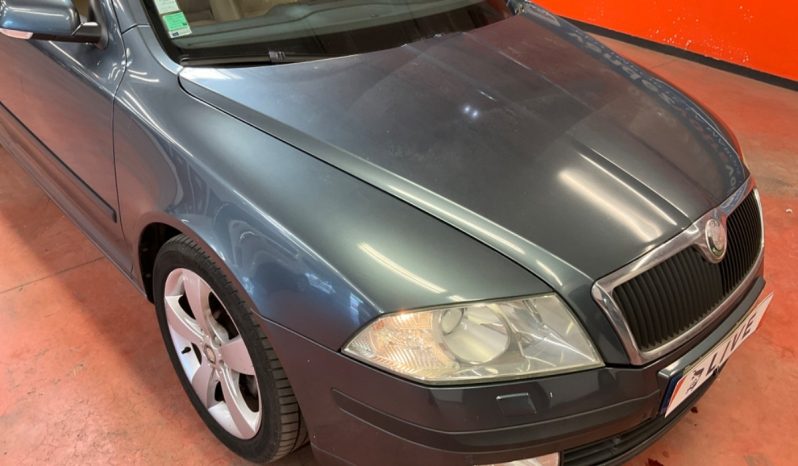 Skoda Octavia 2.0 TDI Elegance full