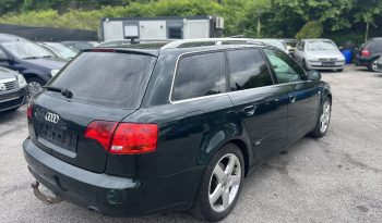 Audi A4 2.5 V6 TDI full