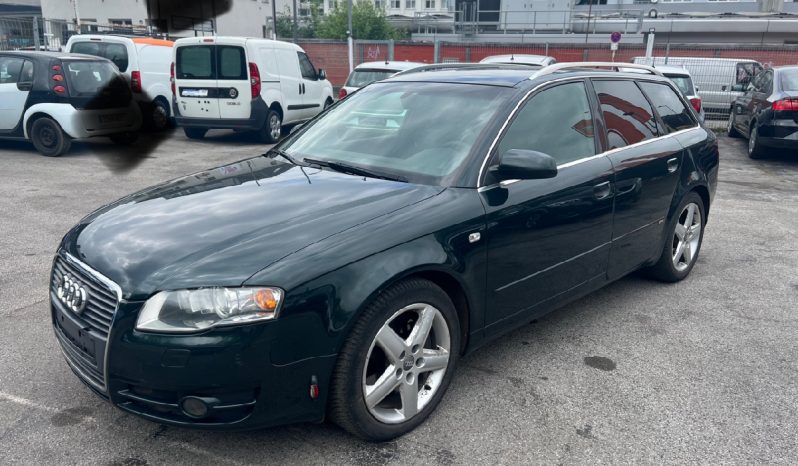 Audi A4 2.5 V6 TDI full