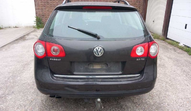 Volkswagen Passat B6 2.0 TDI Comfortline full