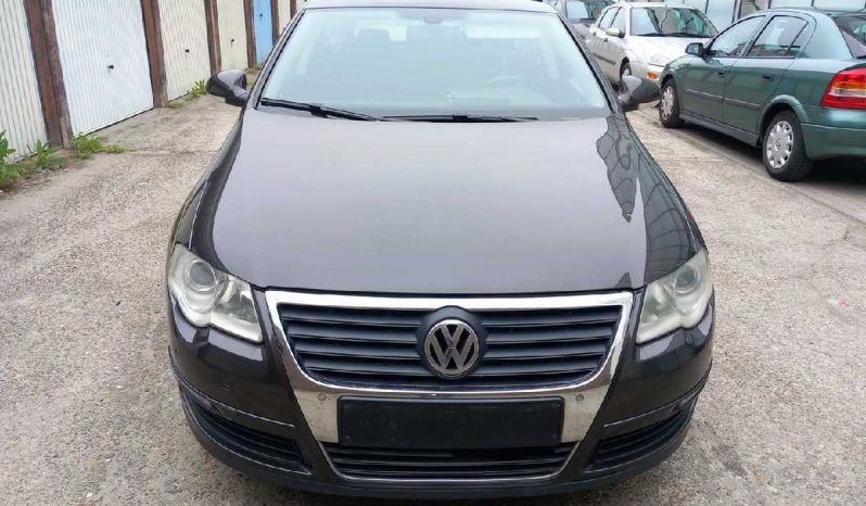 Volkswagen Passat B6 2.0 TDI Comfortline full