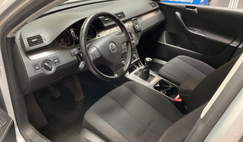 Volkswagen Passat 2.0 TDI Trendline full