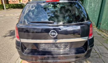 Opel Astra 1.9 CDTI Sport full