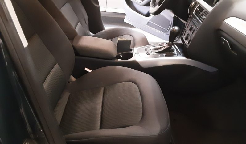 Audi A4 2.0 TDI Attraction full