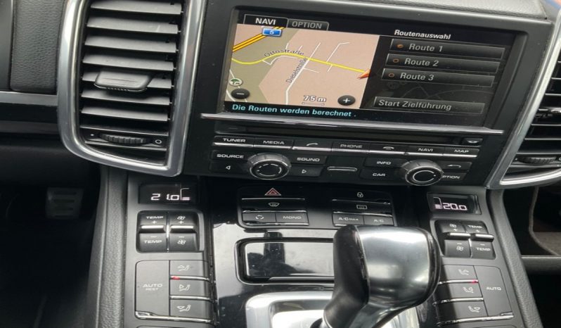 Porsche Cayenne Diesel full