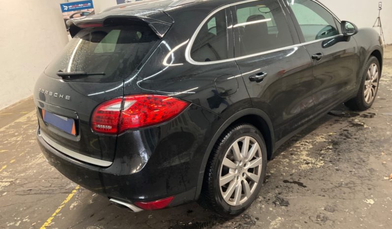 Porsche Cayenne Diesel full
