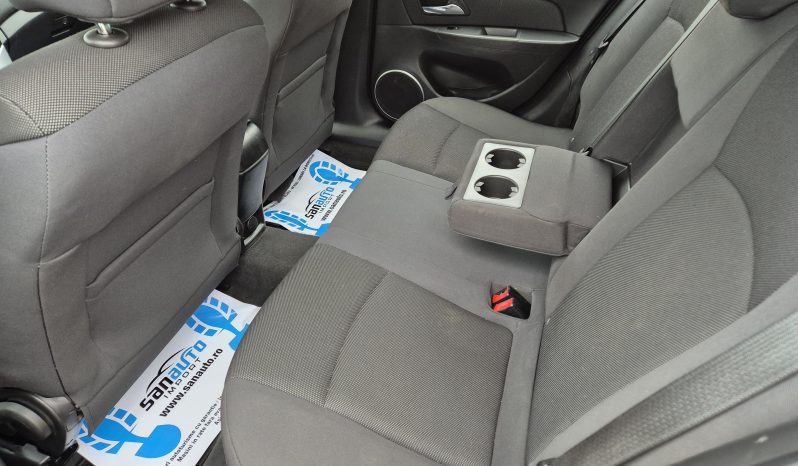 Chevrolet Cruze 1.6 LT