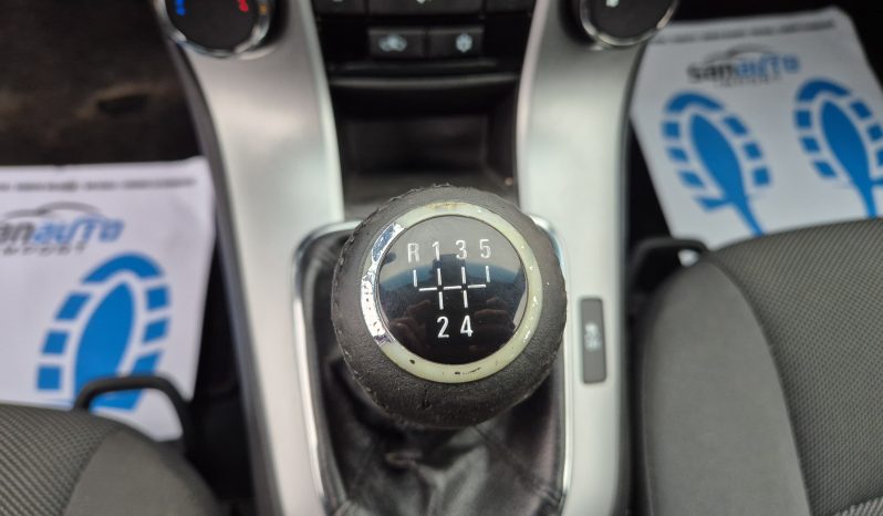 Chevrolet Cruze 1.6 LT