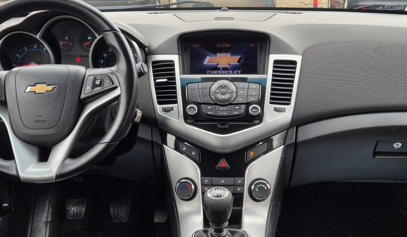 Chevrolet Cruze 1.6 LT