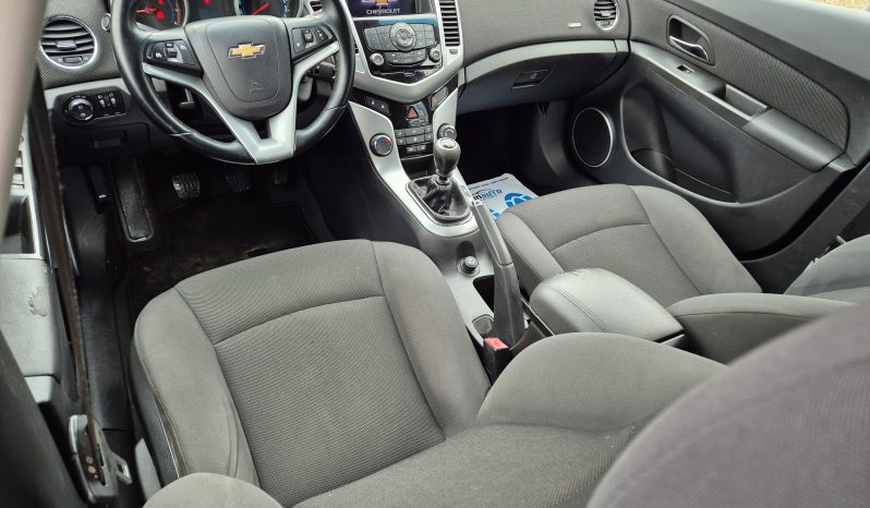 Chevrolet Cruze 1.6 LT