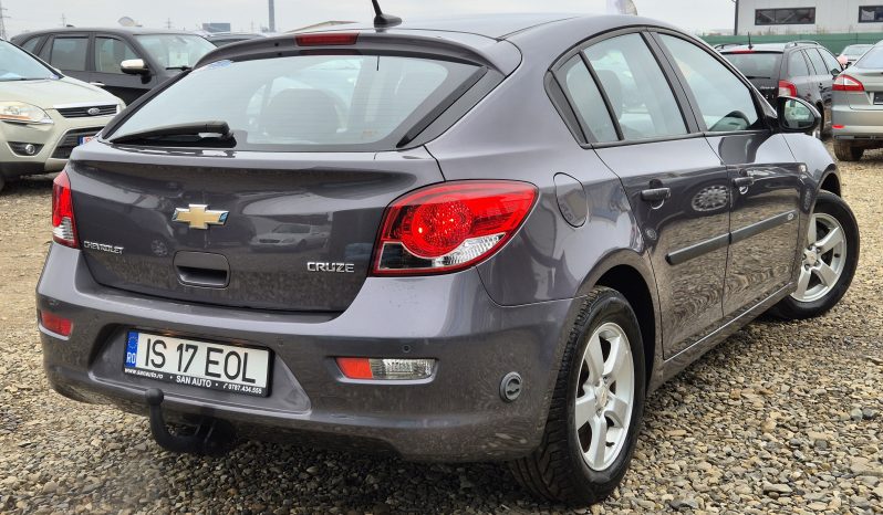 Chevrolet Cruze 1.6 LT