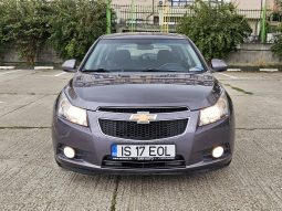Chevrolet Cruze 1.6 LT full