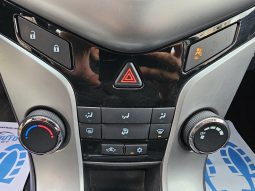 Chevrolet Cruze 1.6 LT full