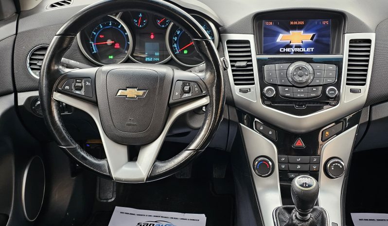 Chevrolet Cruze 1.6 LT