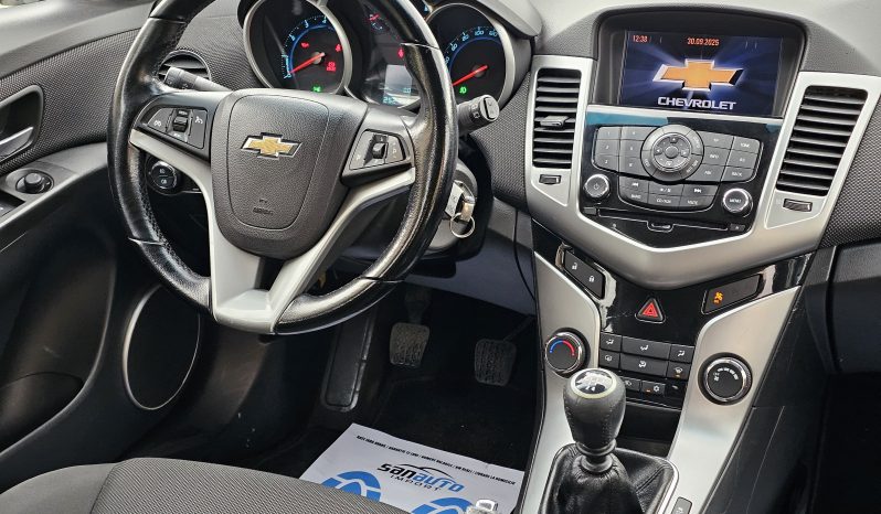 Chevrolet Cruze 1.6 LT