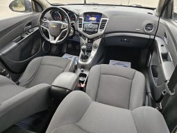 Chevrolet Cruze 1.6 LT full