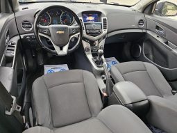 Chevrolet Cruze 1.6 LT full