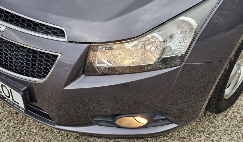 Chevrolet Cruze 1.6 LT