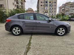 Chevrolet Cruze 1.6 LT full