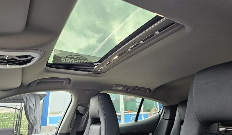 Porsche Panamera S Hybrid full