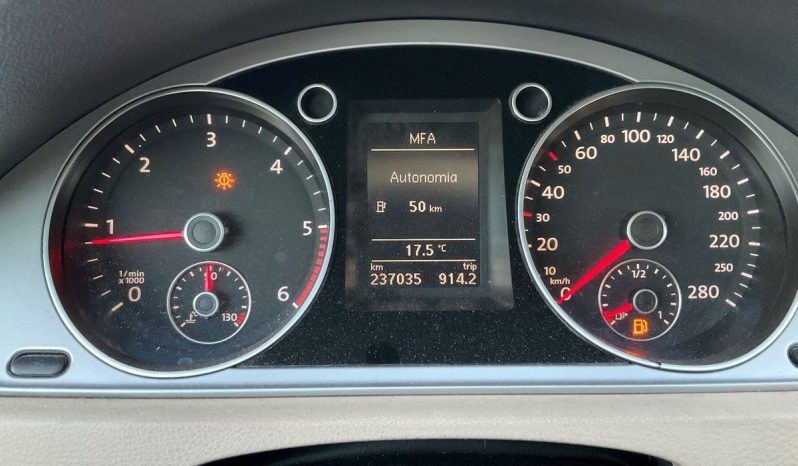 Volkswagen Passat CC 2.0 TDI full