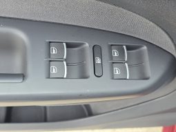 Volkswagen Touran 1.6 TDI Style BlueMotion full