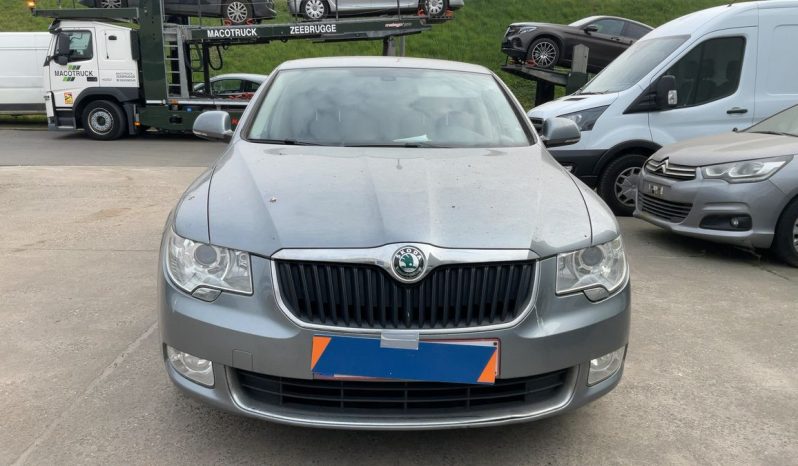 Skoda Superb 1.6 TDI Ambition full
