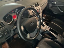 Ford Kuga 2.0 TDCi Titanium full