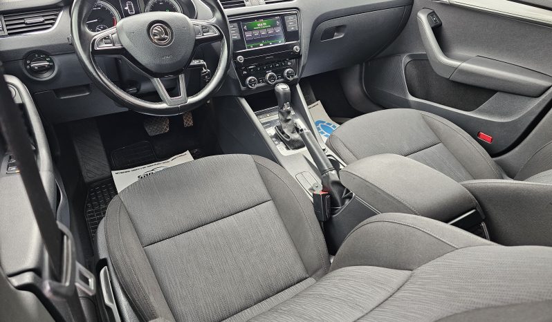 Skoda Octavia 1.6 TDI full