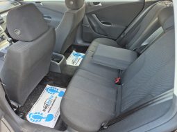 Volkswagen Passat B6 2.0 TDI full