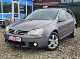 Volkswagen Golf V 1.6 MPI United