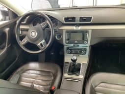 Volkswagen Passat 2.0 TDI Comfortline BlueMotion full