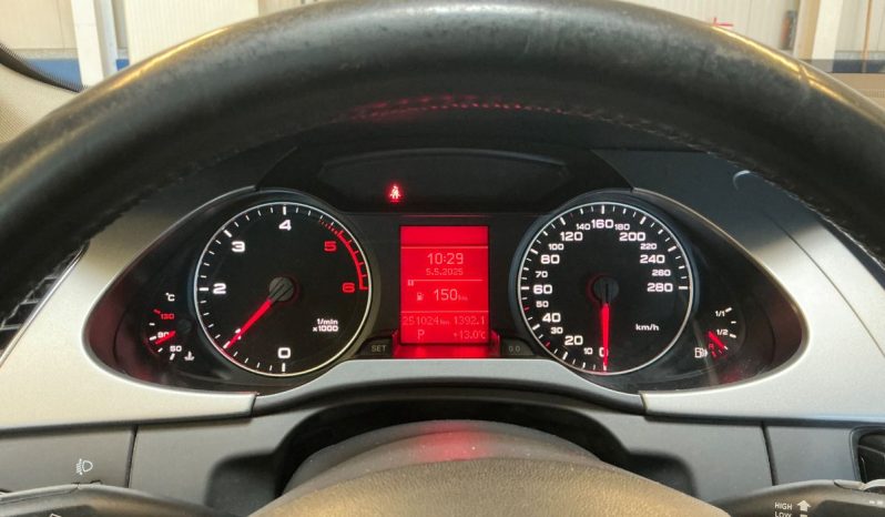 Audi A4 2.0 TDI Attraction