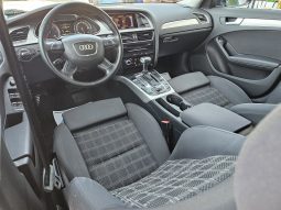 Audi A4 2.0 TDI full